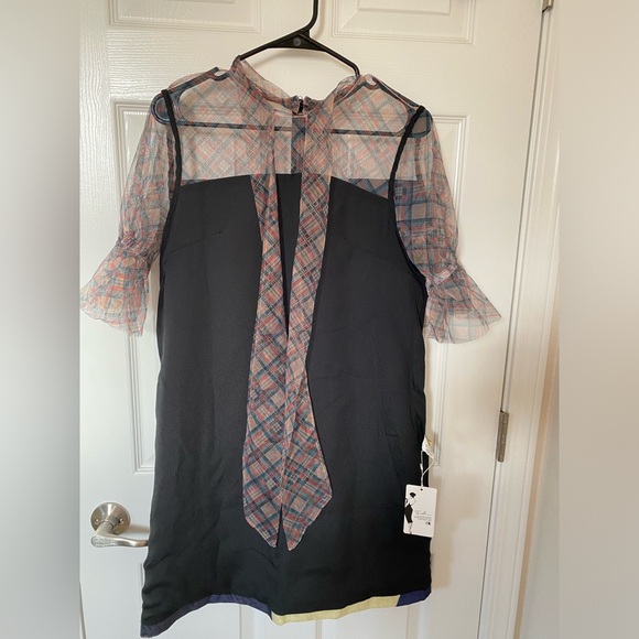 Women’s graphic dress (snow white print) - US M - Picture 5 of 8